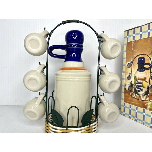 Grape Vine Decanter With 6 Cups and Display Basket FULL SET MINT CONDITION - Picture 6 of 9